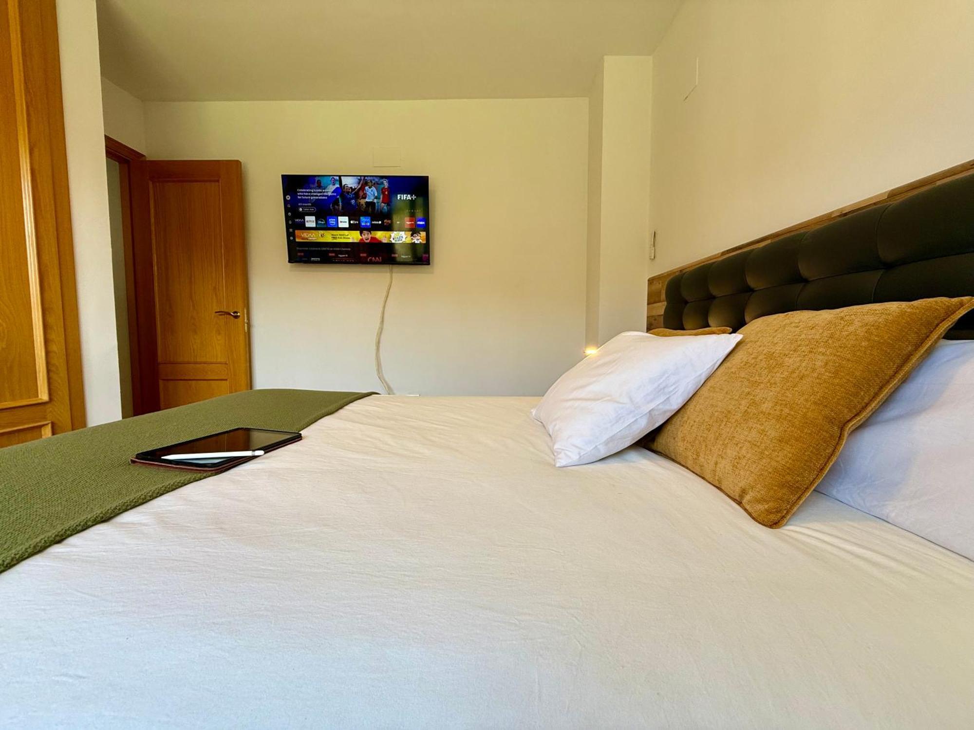Prime Loft Pirineos Apartment Sabinanigo Bagian luar foto